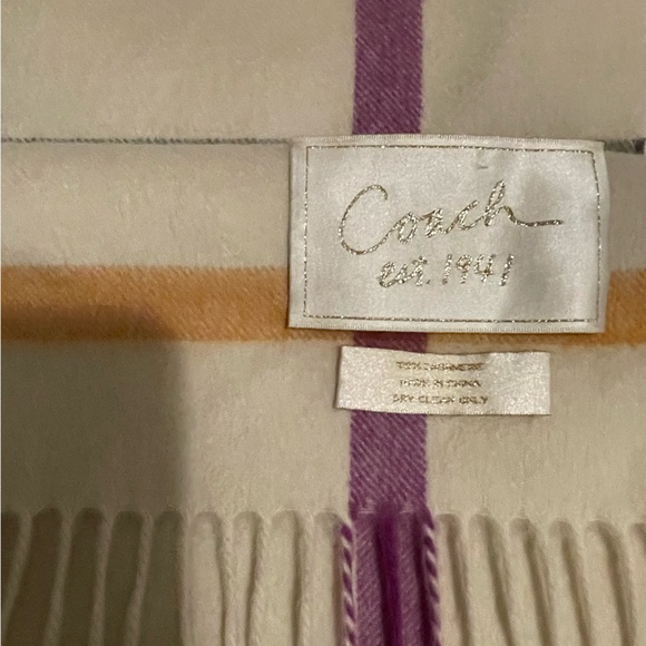 100% cashmere scarf by Coach - Picture 1 of 3
